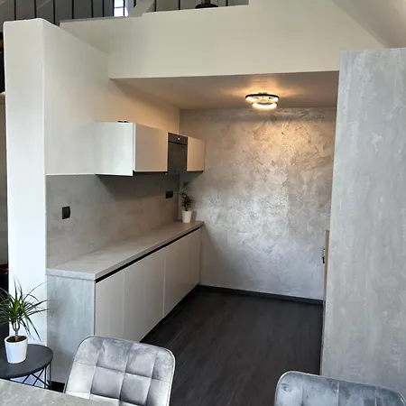 Loft Mikulin Lejlighed